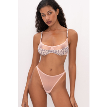 Hypnotic Leo Thong 2